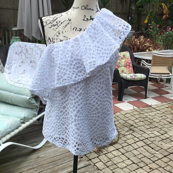 Lilly Pulitzer Tops - Lilly Pulitzer